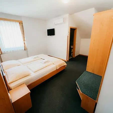 Oskar Zaplata 3*