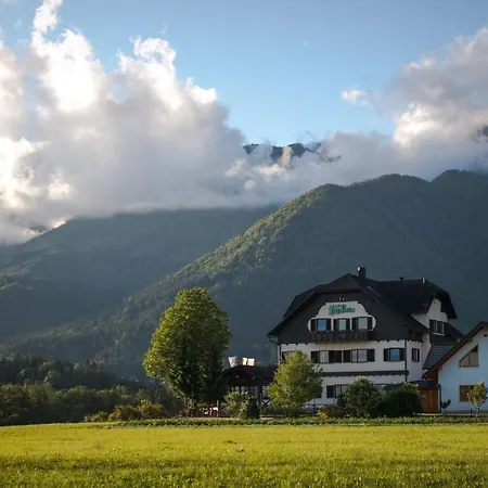 Oskar Zaplata Guest house